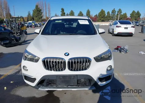 2018 BMW X1 xDrive28I z USA, uszkodzony, nr VIN WBXHT3C36J5K30649